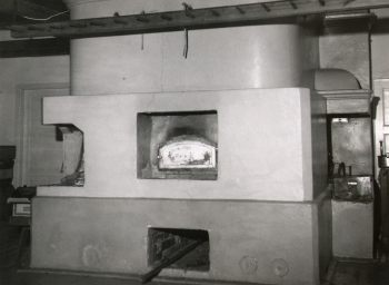 Rovaniemi, Ylikyl�. T�rm�sen pirtin muuri. Kuva: V�in� Ylikunnari 1958, Museovirasto.
